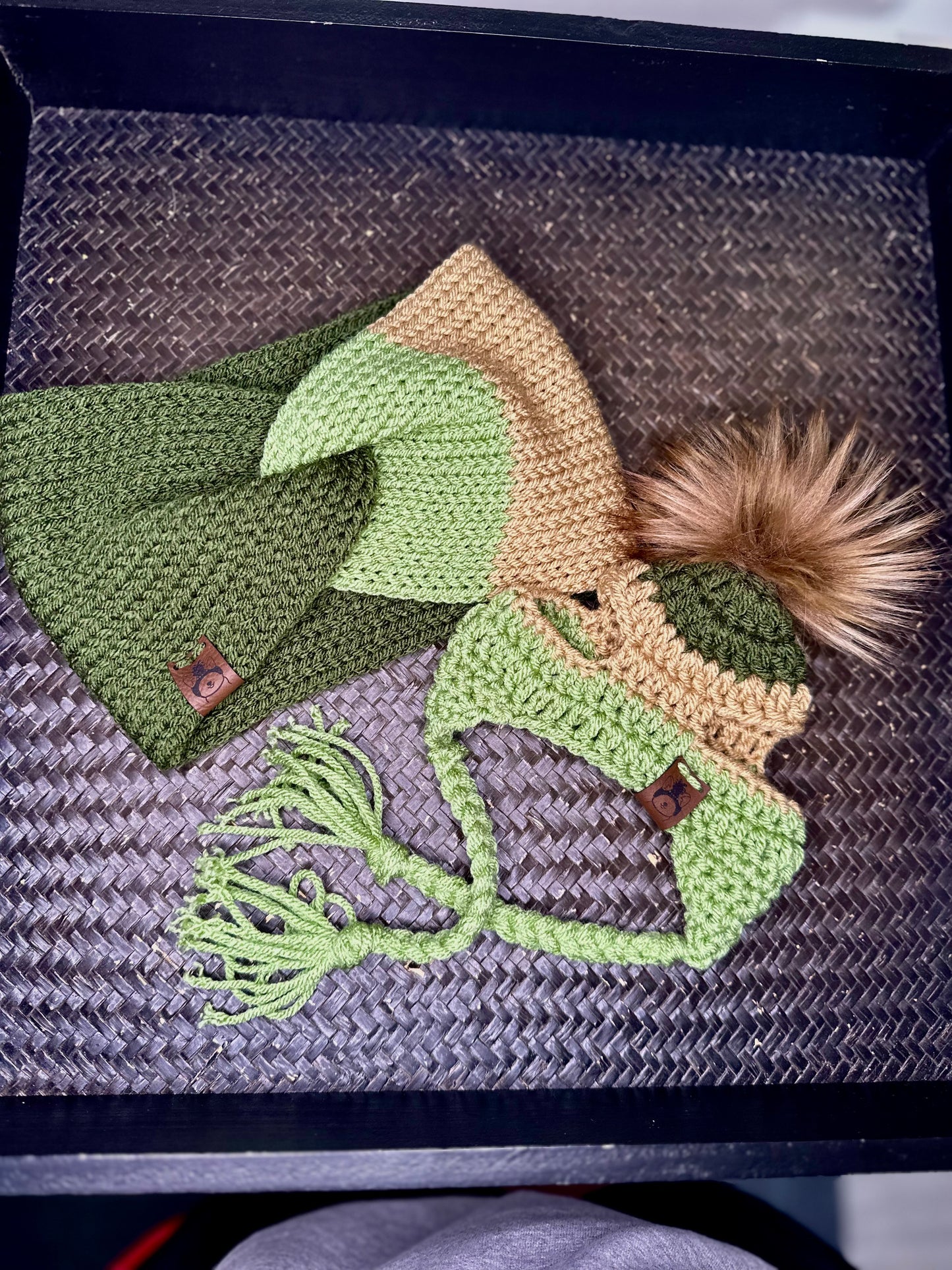 Bandeau pour maman et bonnet pour chiot assortis For the Love of Greens