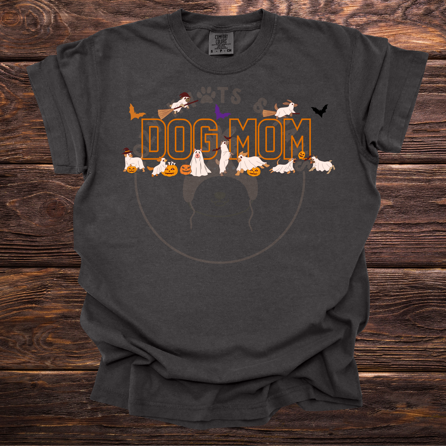 Dog Mom Halloween T-Shirt