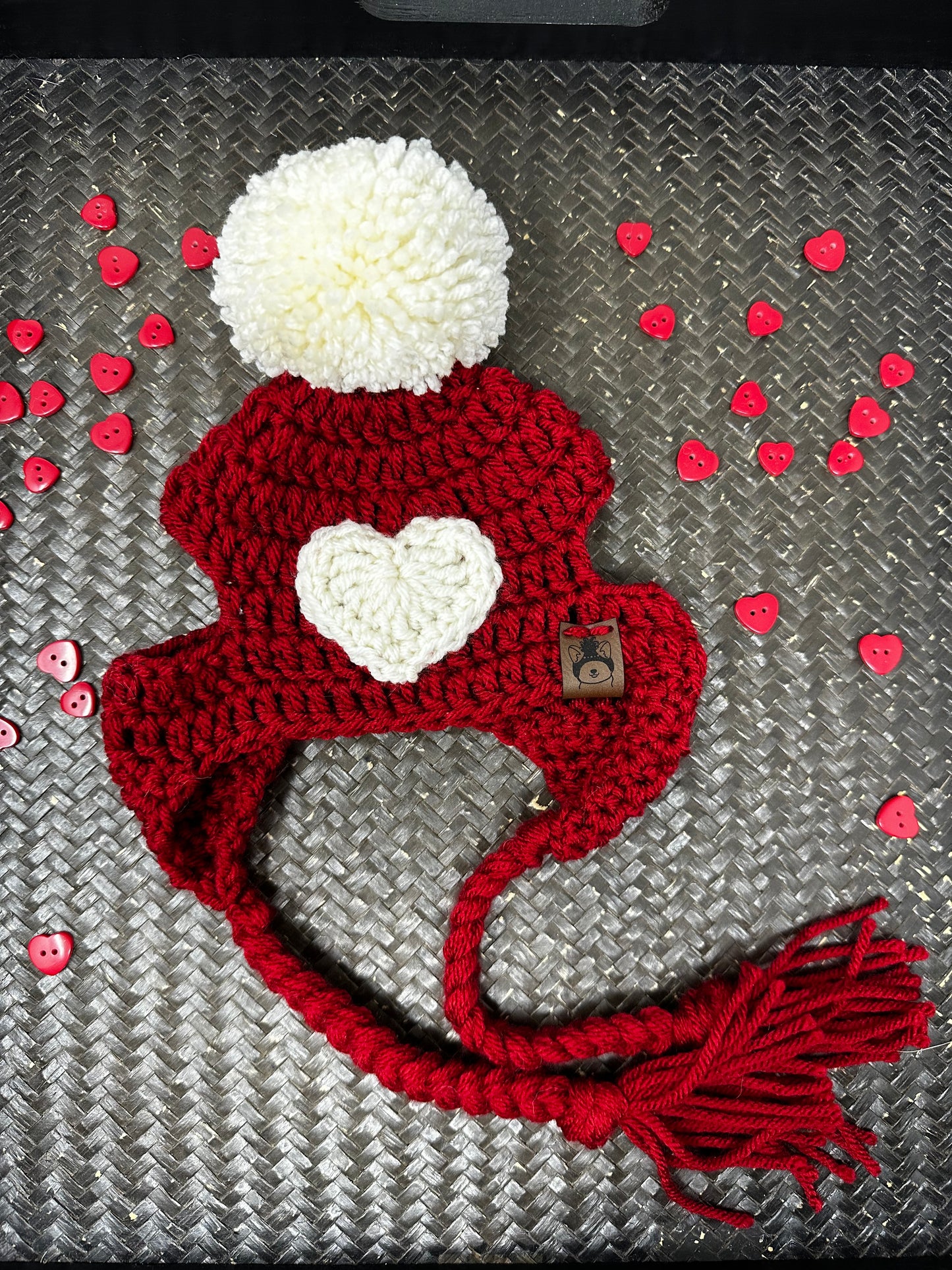 Bonnet en forme de coeur pour chiot