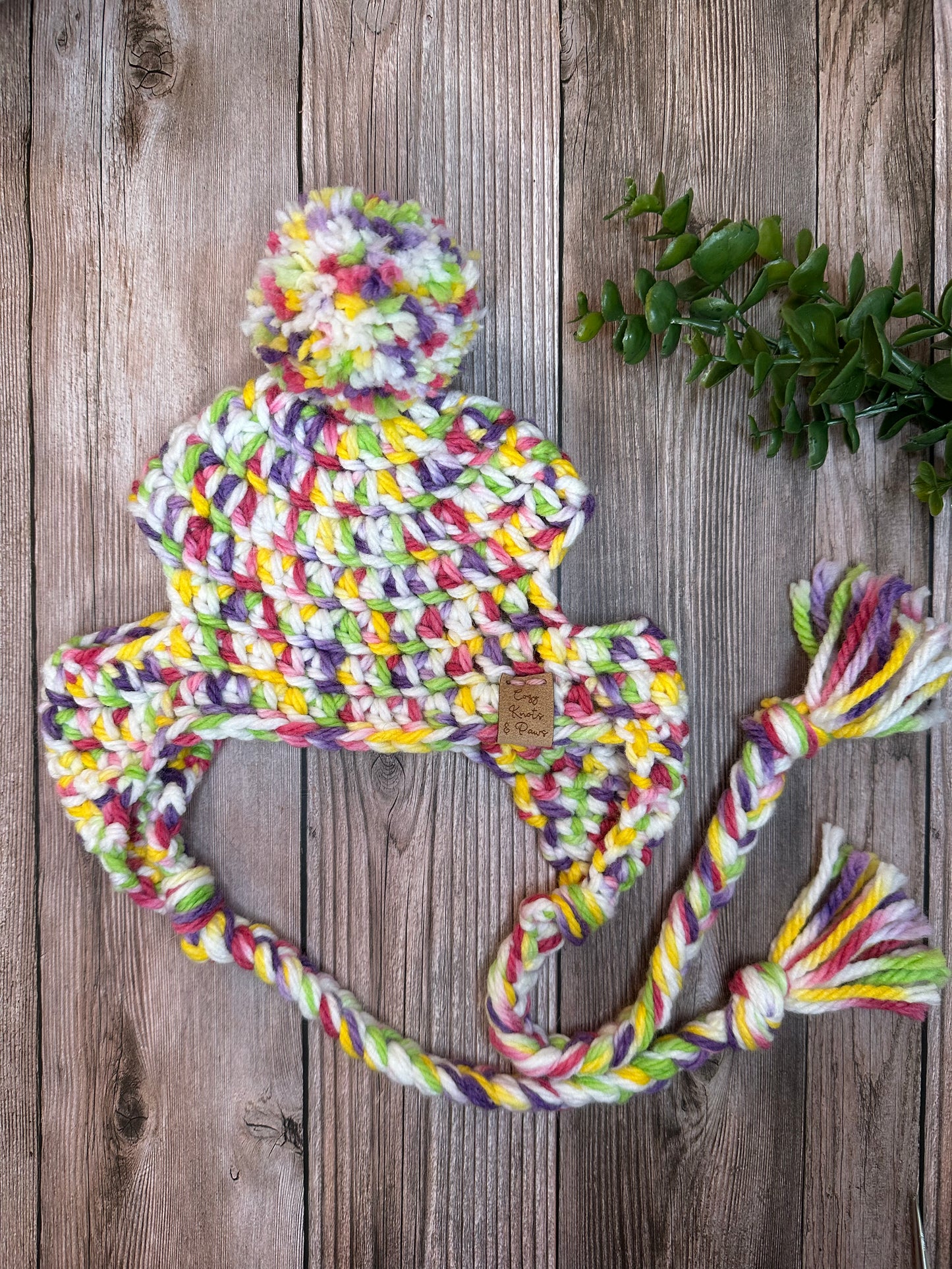 Gorro para mascota con diseño de galletas y crema